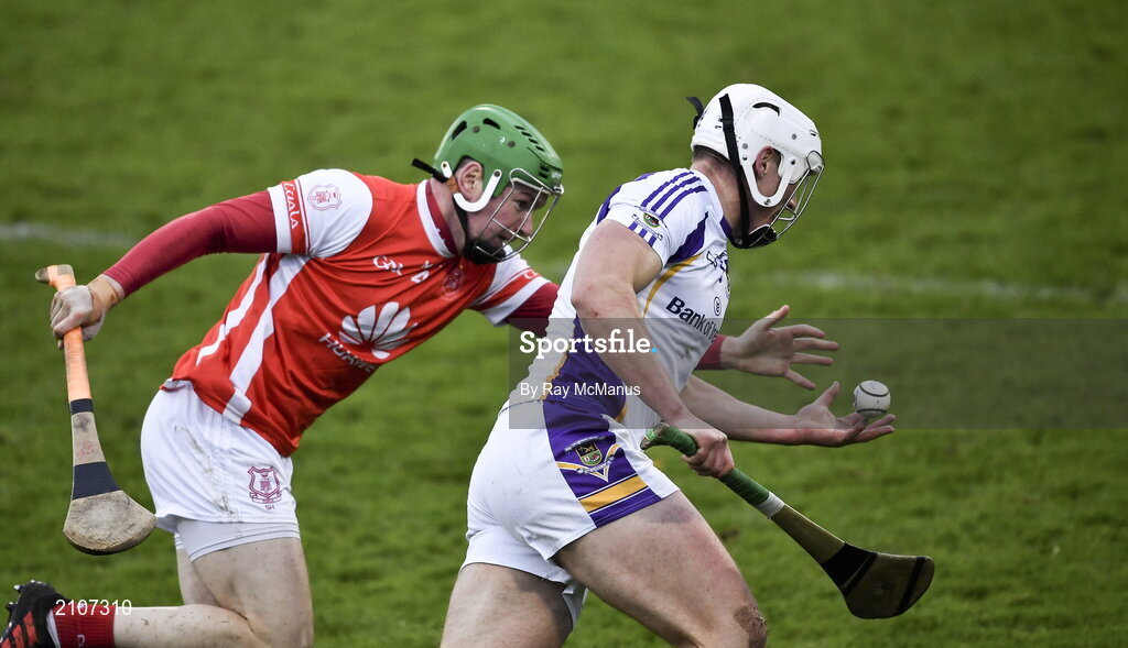 31 October 2021; Alex Considine of Kilmacud Crokes in action against Michael Conroy of Cuala during the Go Ahead Dublin County Senior Club Hurling Championship Semi-Final match between Cuala and Kilmacud Crokes at Parnell Park in Dublin. Photo by Ray McManus/Sportsfile