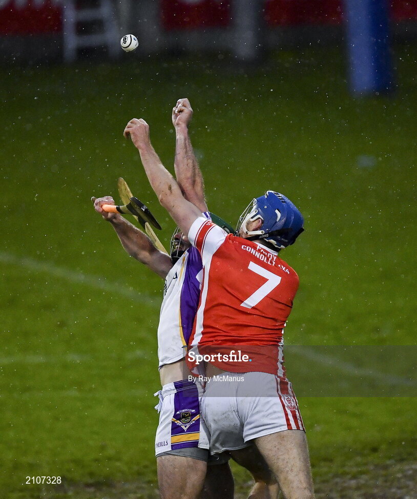 31 October 2021; Bill O’Carroll of Kilmacud Crokes and Sean Moran of Cuala reach for the sliotar during the Go Ahead Dublin County Senior Club Hurling Championship Semi-Final match between Cuala and Kilmacud Crokes at Parnell Park in Dublin. Photo by Ray McManus/Sportsfile