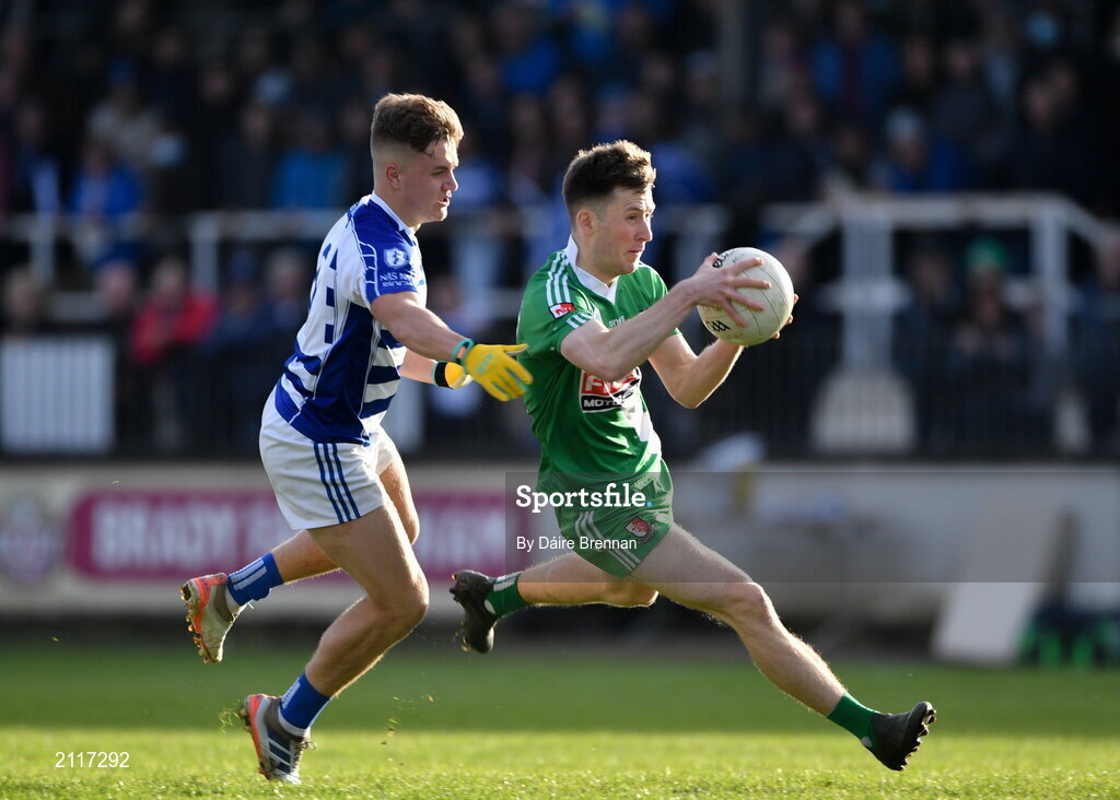 7 November 2021; Colm Harnett of Sarsfields in action against Tom Browne of Naas during the Kildare County Senior Club Football Championship Final match between Naas and Sarsfields at St Conleth's Park in Newbridge, Kildare. Photo by Daire Brennan/Sportsfile
