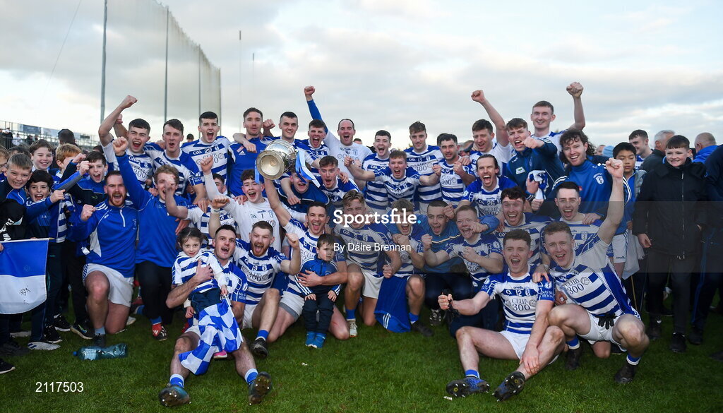 7 November 2021; Naas players celebrate with the cup after the Kildare County Senior Club Football Championship Final match between Naas and Sarsfields at St Conleth's Park in Newbridge, Kildare. Photo by Daire Brennan/Sportsfile