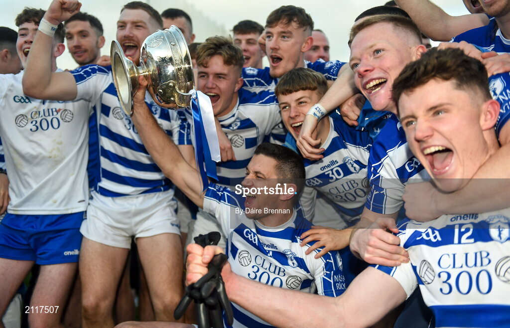 7 November 2021; Naas players celebrate with the cup after the Kildare County Senior Club Football Championship Final match between Naas and Sarsfields at St Conleth's Park in Newbridge, Kildare. Photo by Daire Brennan/Sportsfile