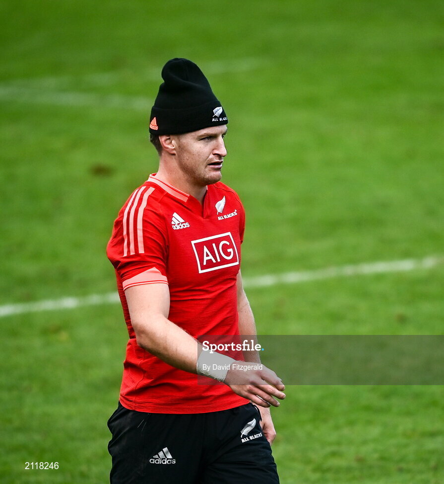 9 November 2021; Jordie Barrett during New Zealand All Blacks rugby squad training at UCD Bowl in Dublin. Photo by David Fitzgerald/Sportsfile