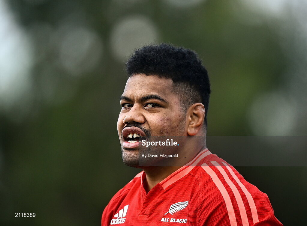 9 November 2021; Samisoni Taukei'aho during New Zealand All Blacks rugby squad training at UCD Bowl in Dublin. Photo by David Fitzgerald/Sportsfile