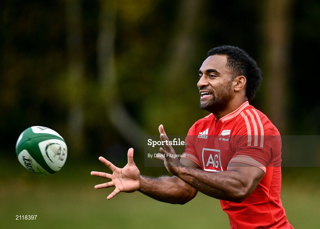 9 November 2021; Sevu Reece during New Zealand All Blacks rugby squad training at UCD Bowl in Dublin. Photo by David Fitzgerald/Sportsfile