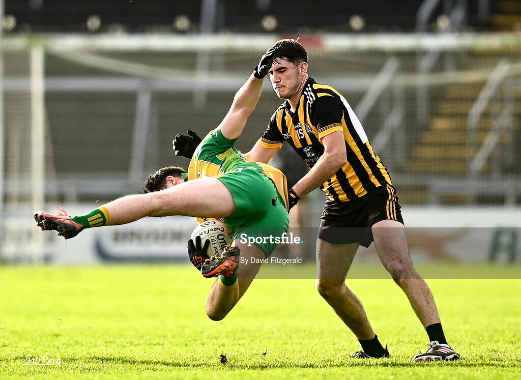 14 November 2021; Colin Brady of Corofin in action against Barry McHugh of Mountbellew Moylough during the Galway County Senior Club Football Championship Final match between Corofin and Mountbellew / Moylough at Pearse Stadium in Galway. Photo by David Fitzgerald/Sportsfile