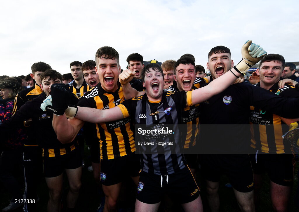 14 November 2021; Mountbellew Moylough players celebrate after the Galway County Senior Club Football Championship Final match between Corofin and Mountbellew / Moylough at Pearse Stadium in Galway. Photo by David Fitzgerald/Sportsfile
