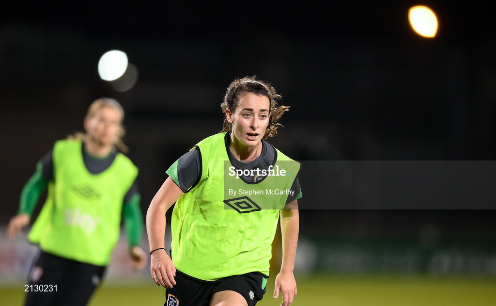 29 November 2021; Roma McLaughlin during a Republic of Ireland Women training session at Tallaght Stadium in Dublin. Photo by Stephen McCarthy/Sportsfile