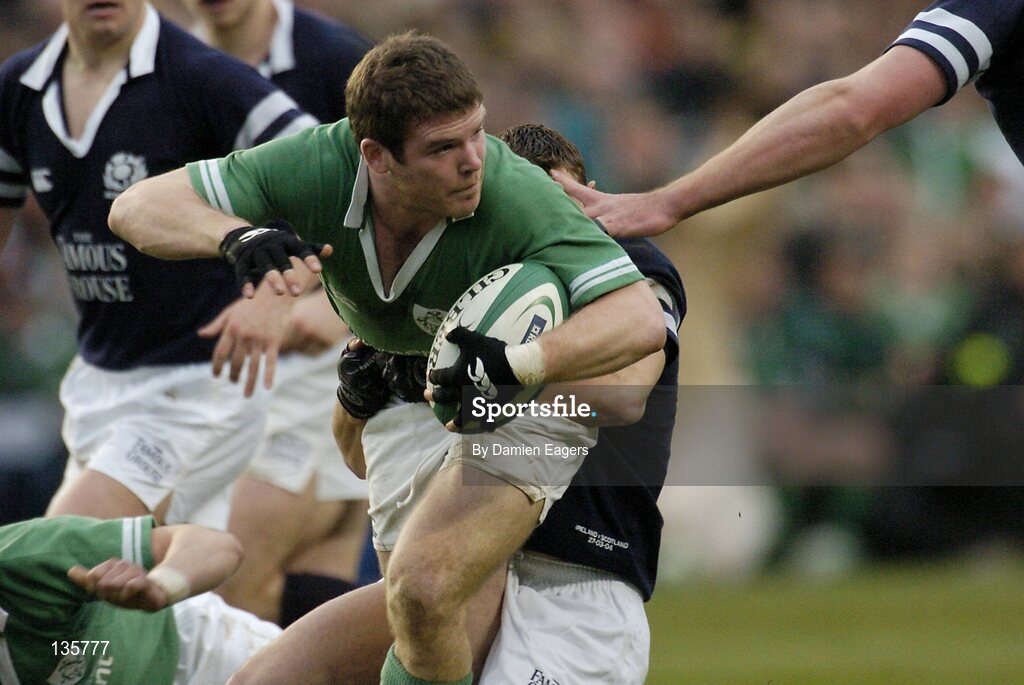 27 March 2004; Gordon D'Arcy, Ireland. RBS 6 Nations Championship 2003-2004, Ireland v Scotland, Lansdowne Road, Dublin. Picture credit; Damien Eagers / SPORTSFILE *EDI*
