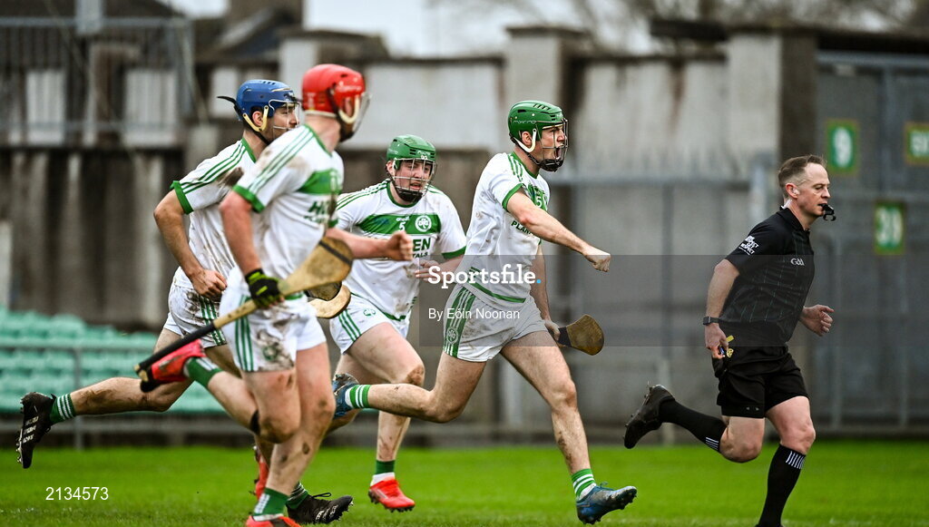 12 December 2021; Shamrocks Ballyhale players, including Eoin Cody celebrate after scoring their side's third goal in the last seconds of normal time to take the game to extra-time during the AIB Leinster GAA Hurling Senior Club Championship Semi-Final match between St Rynaghs and Shamrocks Ballyhale at Bord na Mona O’Connor Park in Tullamore, Offaly. Photo by Eóin Noonan/Sportsfile