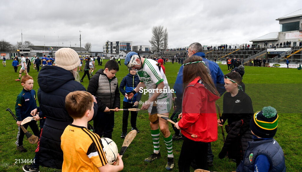 12 December 2021; TJ Reid of Shamrocks Ballyhale signs autographs for supporters after the AIB Leinster GAA Hurling Senior Club Championship Semi-Final match between St Rynaghs and Shamrocks Ballyhale at Bord na Mona O’Connor Park in Tullamore, Offaly. Photo by Eóin Noonan/Sportsfile