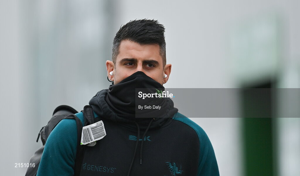 29 January 2022; Tiernan O'Halloran of Connacht arrives before the United Rugby Championship match between Connacht and Glasgow Warriors at the Sportsground in Galway. Photo by Seb Daly/Sportsfile