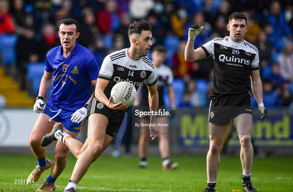 29 January 2022; Ryan Johnston of Kilcoo in action against Conor McCrickard of St Finbarr's during the AIB GAA Football All-Ireland Senior Club Championship Semi-Final match between St Finbarr's, Cork, and Kilcoo, Down, at MW Hire O'Moore Park in Portlaoise, Laois. Photo by Brendan Moran/Sportsfile