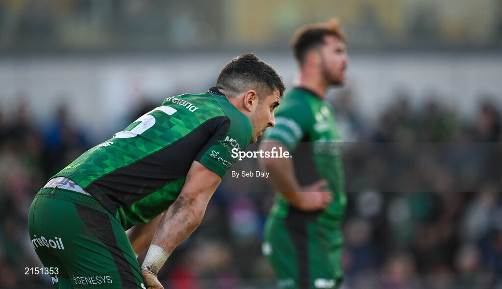 29 January 2022; Tiernan O'Halloran of Connacht during the United Rugby Championship match between Connacht and Glasgow Warriors at the Sportsground in Galway. Photo by Seb Daly/Sportsfile