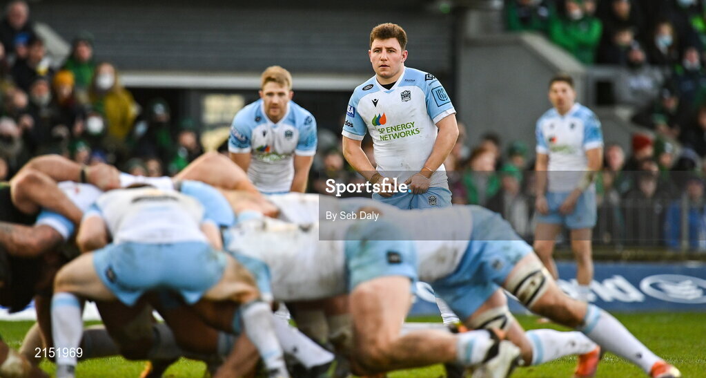29 January 2022; Duncan Weir of Glasgow Warriors during the United Rugby Championship match between Connacht and Glasgow Warriors at the Sportsground in Galway. Photo by Seb Daly/Sportsfile
