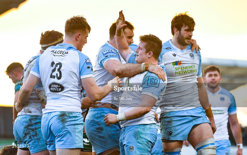 29 January 2022; Johnny Matthews of Glasgow Warriors, centre, celebrates with teammates after scoring his side's sixth try during the United Rugby Championship match between Connacht and Glasgow Warriors at the Sportsground in Galway. Photo by Seb Daly/Sportsfile