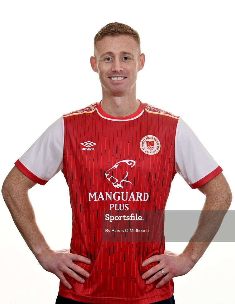 31 January 2022; Eoin Doyle poses for a portrait during a St Patrick's Athletic squad portrait session at Ballyoulster United Football Club, in Kildare. Photo by Piaras Ó Mídheach/Sportsfile