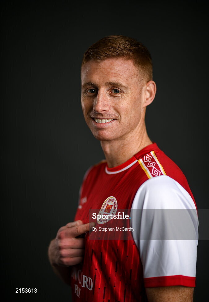 31 January 2022; Eoin Doyle poses for a portrait during a St Patrick's Athletic squad portrait session at Ballyoulster United Football Club in Kildare. Photo by Stephen McCarthy/Sportsfile