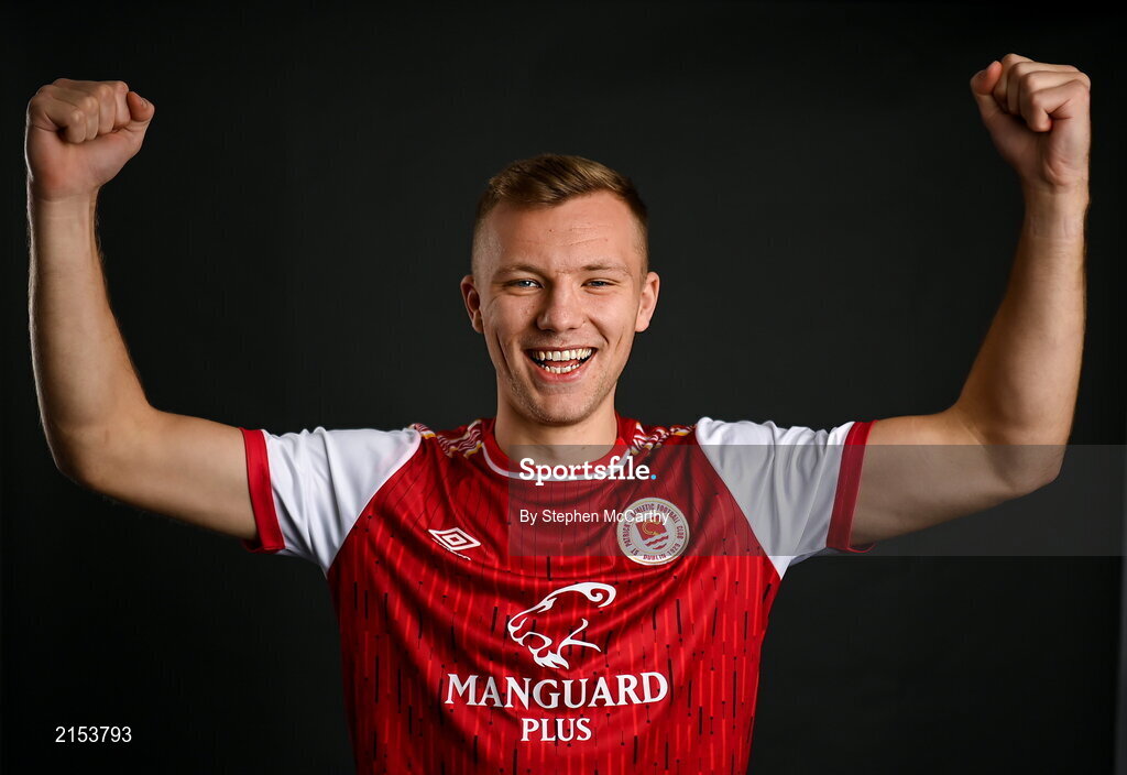 31 January 2022; Jamie Lennon poses for a portrait during a St Patrick's Athletic squad portrait session at Ballyoulster United Football Club in Kildare. Photo by Stephen McCarthy/Sportsfile