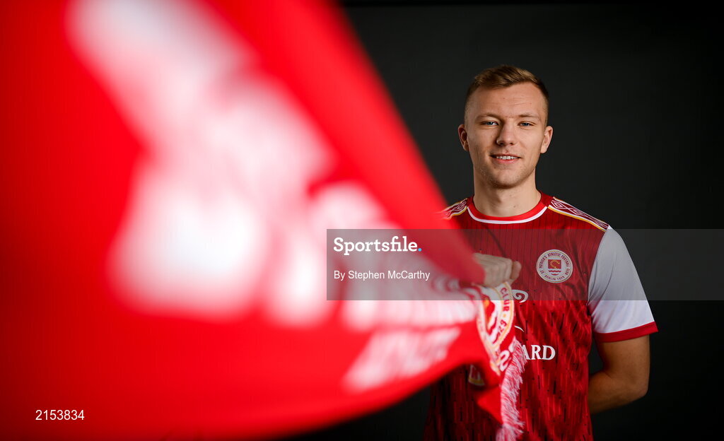 31 January 2022; Jamie Lennon poses for a portrait during a St Patrick's Athletic squad portrait session at Ballyoulster United Football Club in Kildare. Photo by Stephen McCarthy/Sportsfile