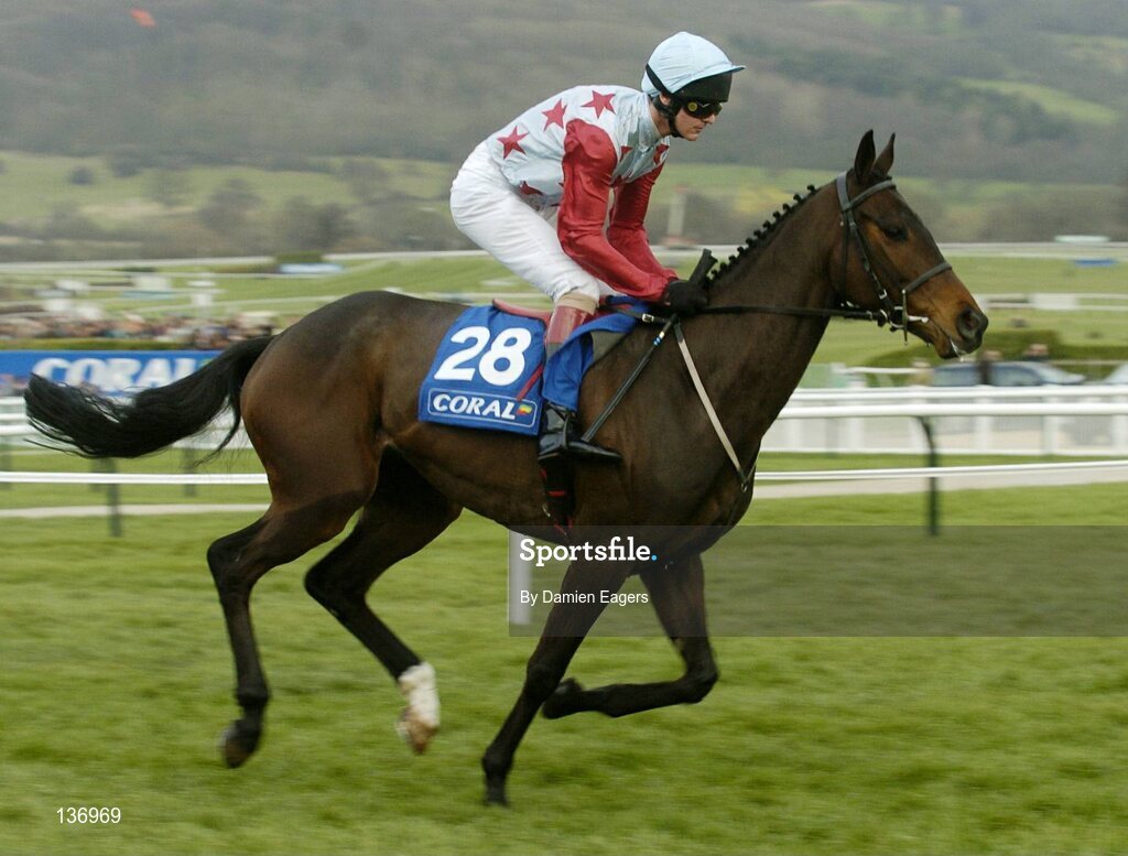 17 March 2004; Ollie Magern, with Anthony Evans up, canters to the start for the Coral Cup, Cheltenham Festival, Prestbury Park, Cheltenham, England. Horse Racing. Picture credit; Damien Eagers / SPORTSFILE *EDI*