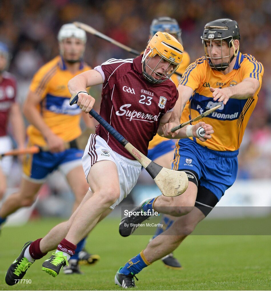 28 July 2013; David Glennon, Galway, in action against Patrick Donnellan, Clare. GAA Hurling All-Ireland Senior Championship, Quarter-Final, Galway v Clare, Semple Stadium, Thurles, Co. Tipperary. Picture credit: Stephen McCarthy / SPORTSFILE