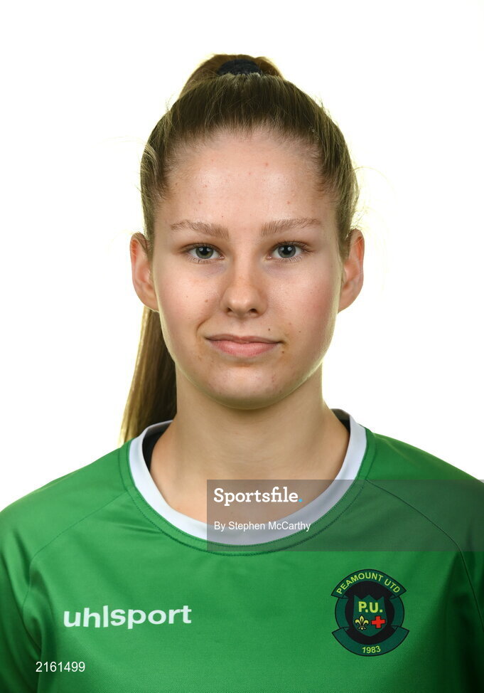 8 February 2022; Tara O'Hanlon during a Peamount United squad portrait session at PRL Park in Greenogue, Dublin. Photo by Stephen McCarthy/Sportsfile