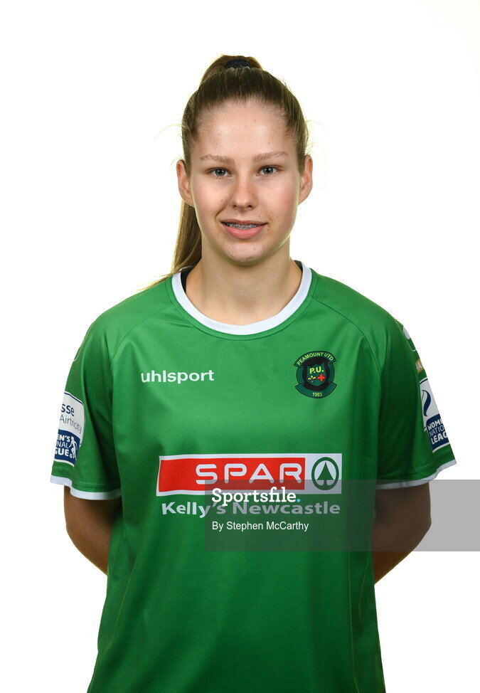 8 February 2022; Tara O'Hanlon during a Peamount United squad portrait session at PRL Park in Greenogue, Dublin. Photo by Stephen McCarthy/Sportsfile