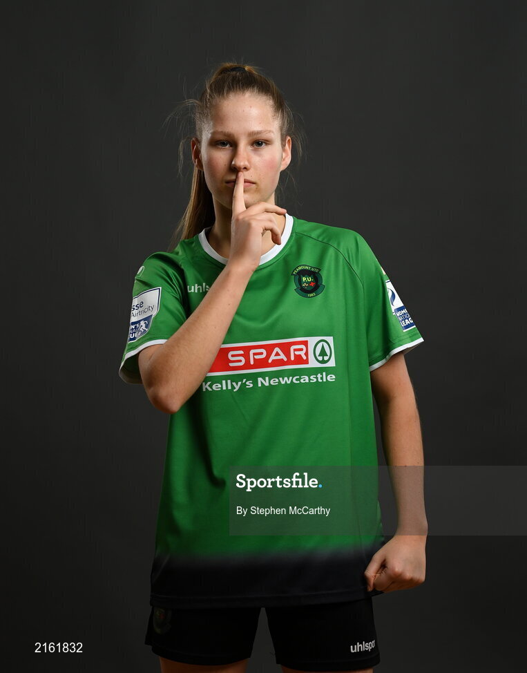 8 February 2022; Tara O'Hanlon during a Peamount United squad portrait session at PRL Park in Greenogue, Dublin. Photo by Stephen McCarthy/Sportsfile