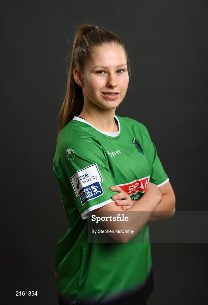 8 February 2022; Tara O'Hanlon during a Peamount United squad portrait session at PRL Park in Greenogue, Dublin. Photo by Stephen McCarthy/Sportsfile