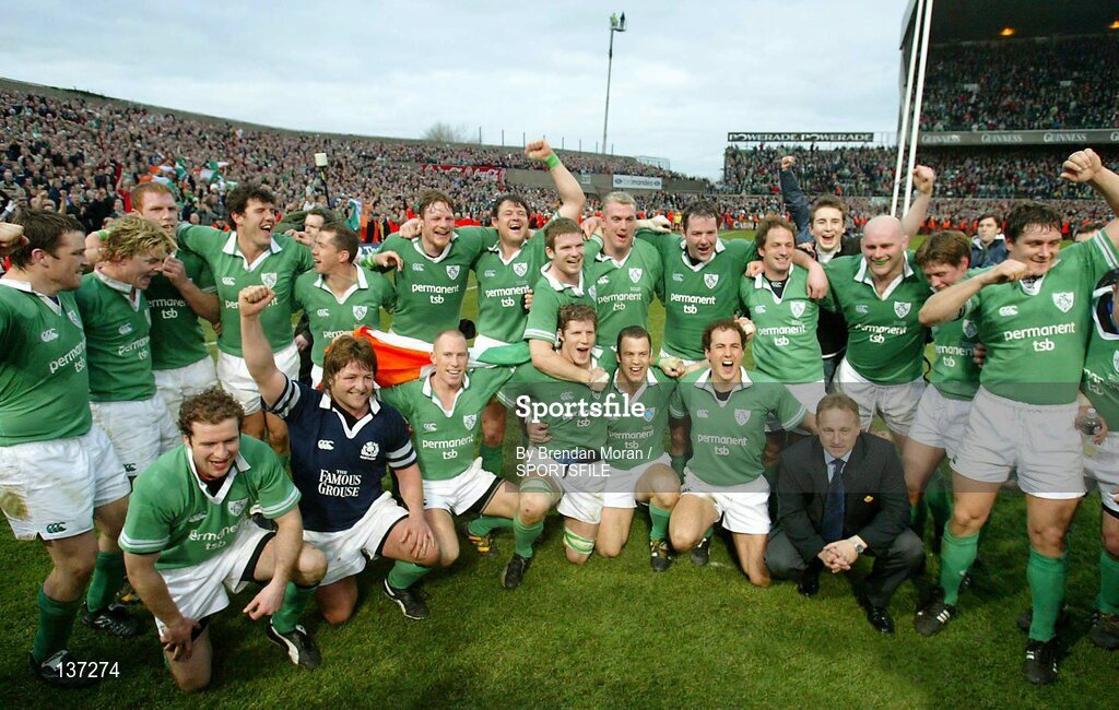 27 March 2004; The Irish team, along with coach Eddie O'Sullivan, celebrate after the game. RBS 6 Nations Championship 2003-2004, Ireland v Scotland, Lansdowne Road, Dublin. Picture credit; Brendan Moran / SPORTSFILE *EDI*