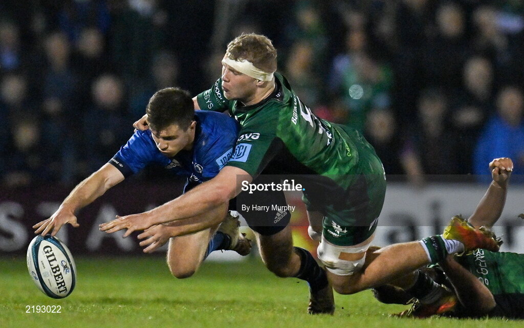 26 March 2022; Luke McGrath of Leinster and Cian Prendergast of Connacht jump on a loose ball during the United Rugby Championship match between Connacht and Leinster at the Sportsground in Galway. Photo by Harry Murphy/Sportsfile