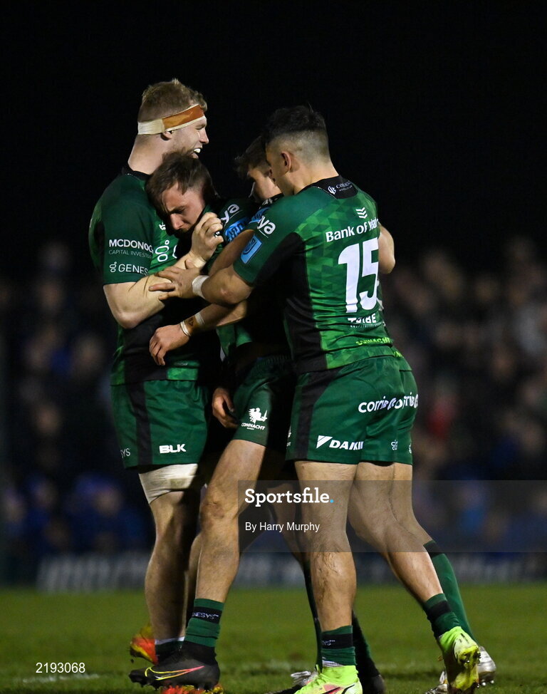 26 March 2022; John Porch of Connacht, second left, celebrates a penalty with teammates during the United Rugby Championship match between Connacht and Leinster at the Sportsground in Galway. Photo by Harry Murphy/Sportsfile