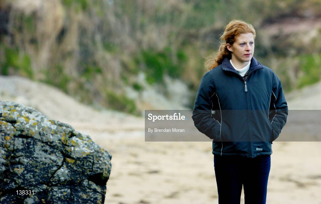 8 March 2004; Gillian O'Sullivan, Ireland, pictured on Fountainstown beach, Co. Cork. Picture credit; Brendan Moran / SPORTSFILE *EDI*