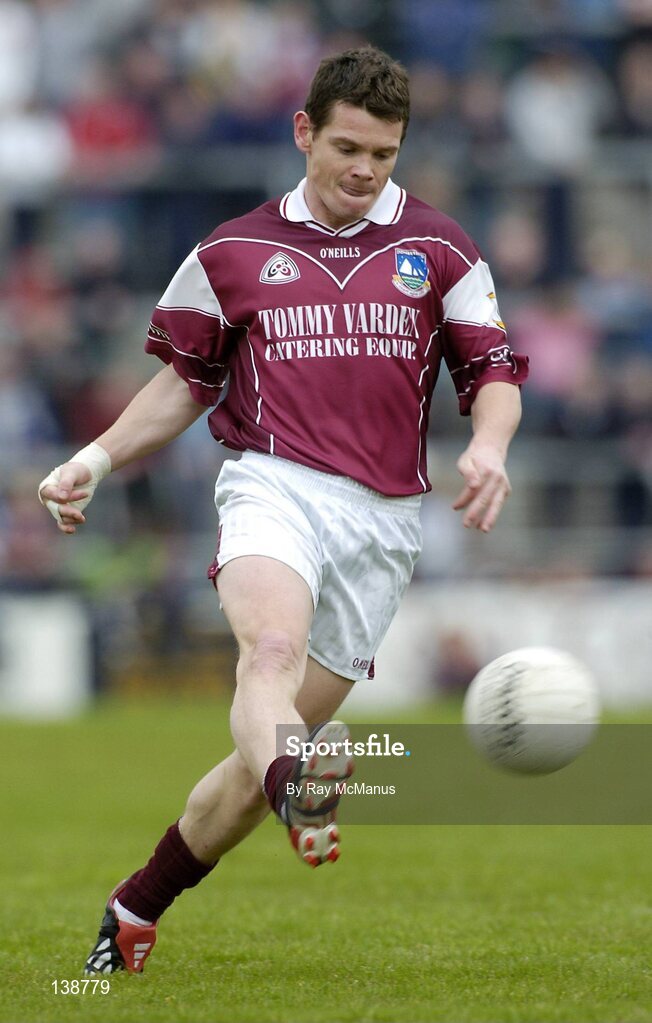 25 April 2004; Declan Meehan, Galway. Allianz Football League 2004, Semi-Final Replay, Galway v Tyrone, Pearse Stadium, Galway. Picture credit; Ray McManus / SPORTSFILE *EDI*