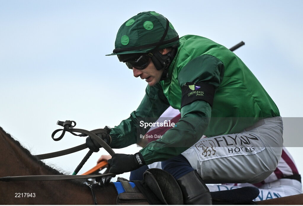 28 April 2022; Jockey Paul Townend, riding Blue Lord, on his way to winning the Barberstown Castle Novice Steeplechase during day three of the Punchestown Festival at Punchestown Racecourse in Kildare. Photo by Seb Daly/Sportsfile