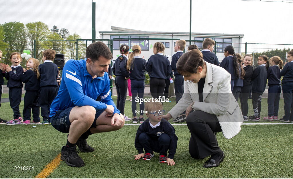 29 April 2022; Minister for Education Norma Foley TD and Minister of State for Sport and the Gaeltacht Jack Chambers TD, with student Padraig Ryan on a visit to Nagle Rice Primary School, Ballyoughtragh North in Kerry, while visiting local schools to support children taking part in ‘the Daily Mile'. Photo by Domnick Walsh/Sportsfile