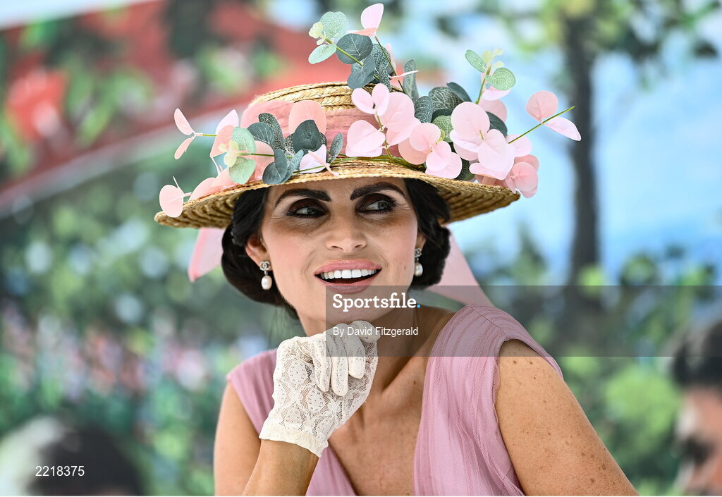 29 April 2022; Racegoer Michelle Fallon from Tubber, Offaly prior to racing on day four of the Punchestown Festival at Punchestown Racecourse in Kildare. Photo by David Fitzgerald/Sportsfile
