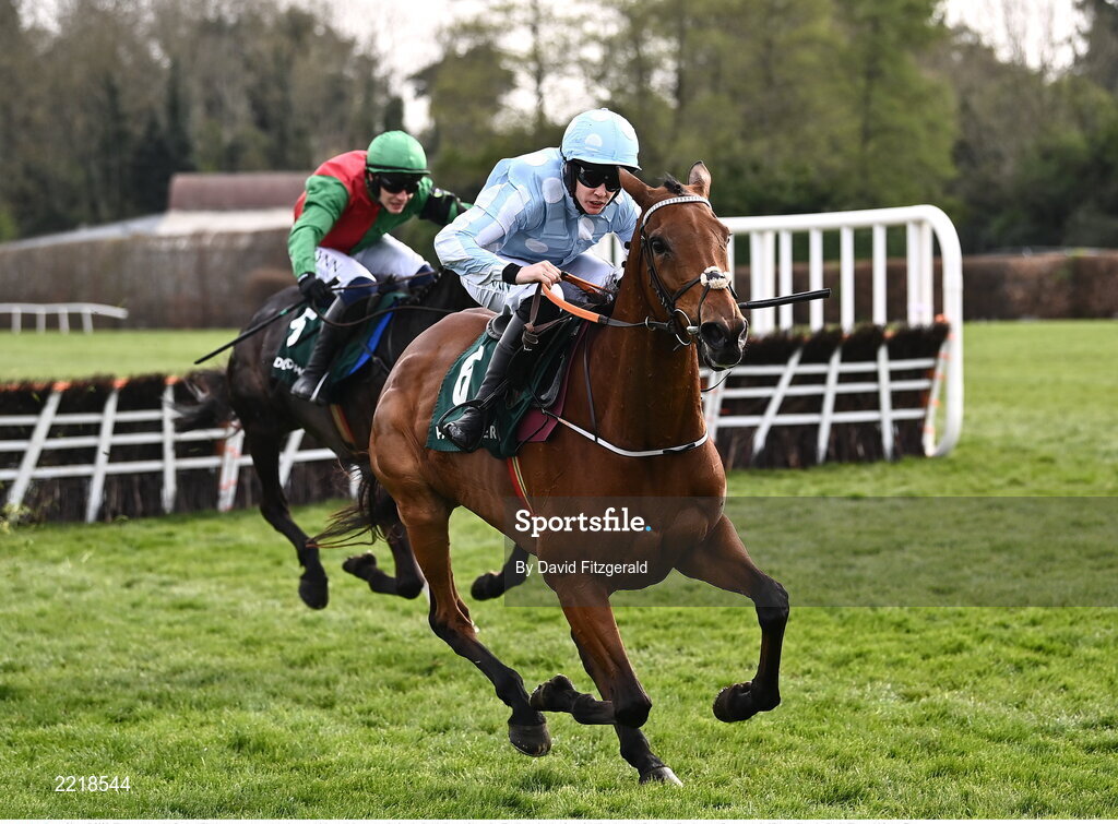 29 April 2022; Honeysuckle, with Rachael Blackmore up, race up the home straight on their way to winning the Paddy Power Champion Hurdle during day four of the Punchestown Festival at Punchestown Racecourse in Kildare. Photo by David Fitzgerald/Sportsfile