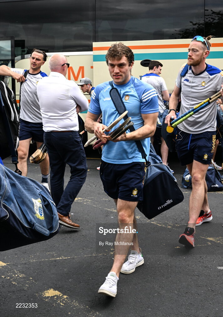 15 May 2022; Shane O'Donnell of Clare arrives for the Munster GAA Hurling Senior Championship Round 4 match between Clare and Limerick at Cusack Park in Ennis, Clare. Photo by Ray McManus/Sportsfile