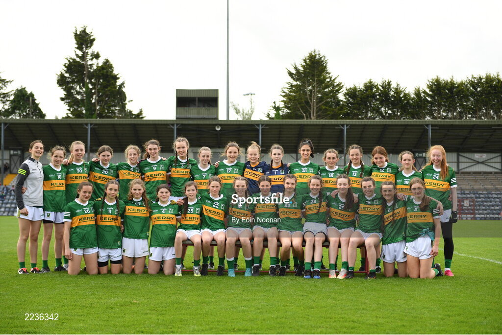21 May 2022; Kerry team before the Ladies Football U14 All-Ireland Platinum Final match between Cork and Kerry at Páirc Uí Rinn in Cork. Photo by Eóin Noonan/Sportsfile