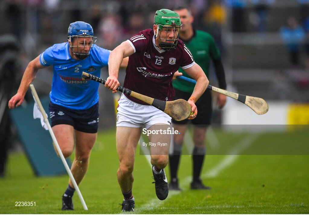 21 May 2022; Cianan Fahy of Galway in action against John Bellow of Dublin during the Leinster GAA Hurling Senior Championship Round 5 match between Galway and Dublin at Pearse Stadium in Galway. Photo by Ray Ryan/Sportsfile
