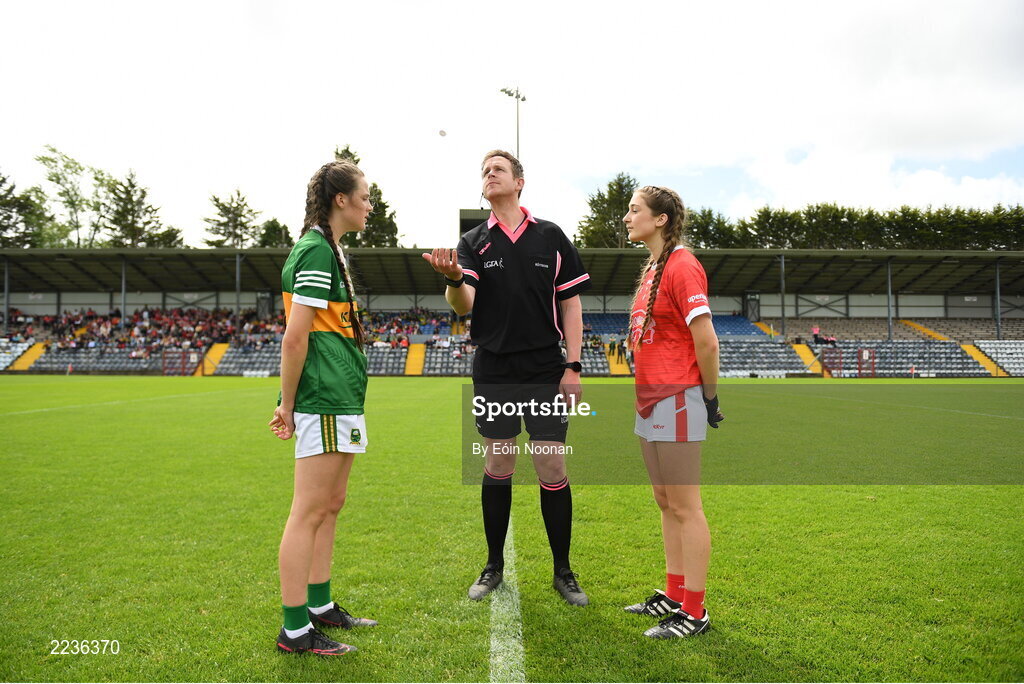 21 May 2022; Referee Patrick Smith with Cork captain Megan Barrett and Kerry captain Jamie Lee O'Connor before the Ladies Football U14 All-Ireland Platinum Final match between Cork and Kerry at Páirc Uí Rinn in Cork. Photo by Eóin Noonan/Sportsfile