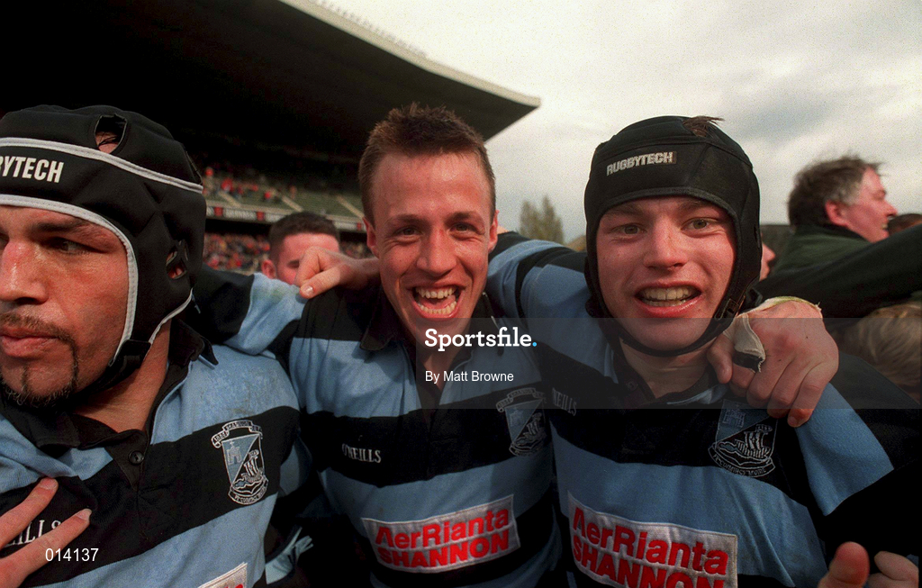 25 April 1998; Man of the Match Andrew Thompson of Shannon, centre, celebrates with team-mates Rhys Ellison, left, and Paul McMahon following the AIB All-Ireland League Division 1 Final match between Garryowen and Shannon at Lansdowne Road in Dublin. Photo by Matt Browne/Sportsfile