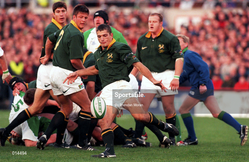 28 November 1998; Joost van der Westhuizen of South Africa during a International Friendly Match between Ireland and South Africa at Landsdowne Road in Dublin. Photo by Brendan Moran/Sportsfile