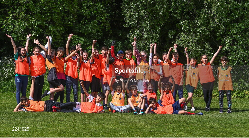 27 May 2022; Players from Stepaside Educate Together, Dublin, during the Leinster Rugby Touch Rugby Event at Marlay Park in Dublin. Photo by Piaras Ó Mídheach/Sportsfile