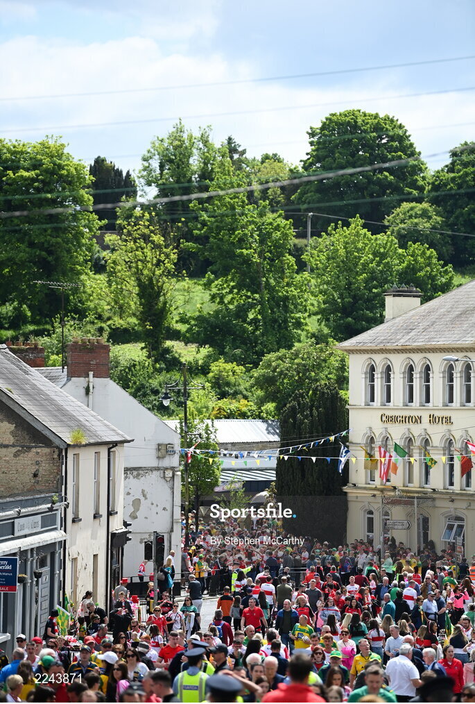 29 May 2022; Supporters on Church Hill in Clones ahead of the Ulster GAA Football Senior Championship Final between Derry and Donegal at St Tiernach's Park in Clones, Monaghan. Photo by Stephen McCarthy/Sportsfile