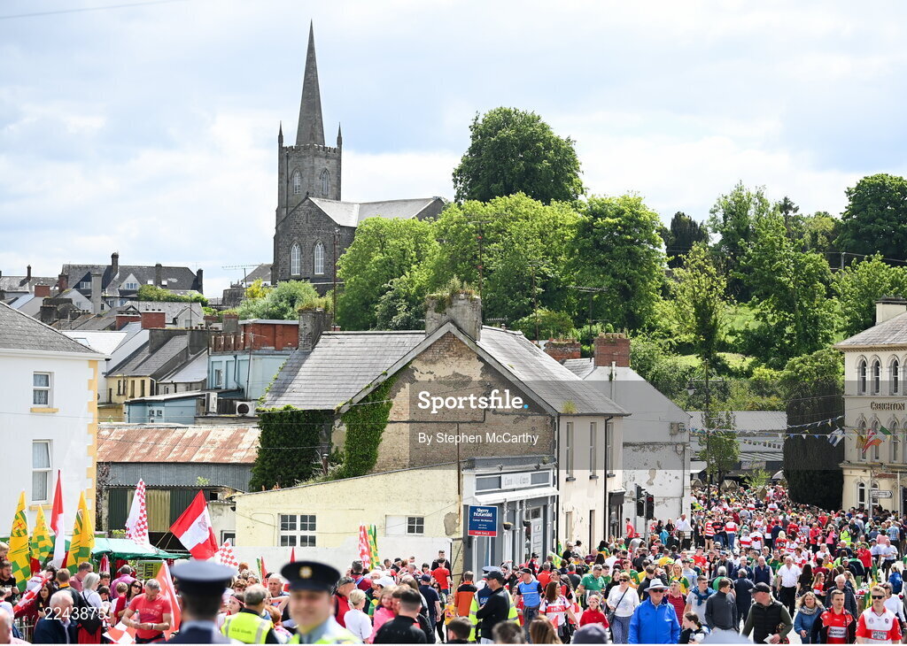 29 May 2022; Supporters on Church Hill in Clones ahead of the Ulster GAA Football Senior Championship Final between Derry and Donegal at St Tiernach's Park in Clones, Monaghan. Photo by Stephen McCarthy/Sportsfile