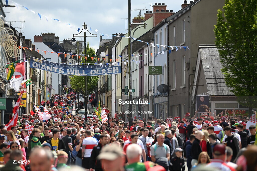 29 May 2022; Supporters on Fermanagh Street before the Ulster GAA Football Senior Championship Final between Derry and Donegal at St Tiernach's Park in Clones, Monaghan. Photo by Stephen McCarthy/Sportsfile