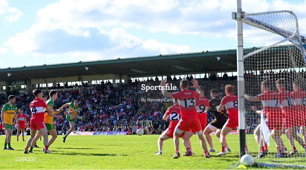 29 May 2022; Michael Murphy of Donegal shoots at goal in the final moments of the Ulster GAA Football Senior Championship Final between Derry and Donegal at St Tiernach's Park in Clones, Monaghan. Photo by Ramsey Cardy/Sportsfile