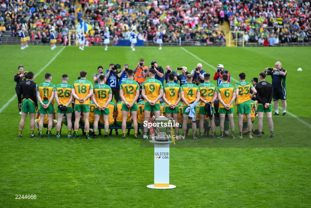 29 May 2022; The Anglo Celt Cup in place behind the Donegal team photograph before the Ulster GAA Football Senior Championship Final between Derry and Donegal at St Tiernach's Park in Clones, Monaghan. Photo by Stephen McCarthy/Sportsfile